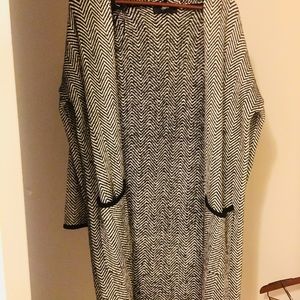 Women’s Black and White Patterned Coat